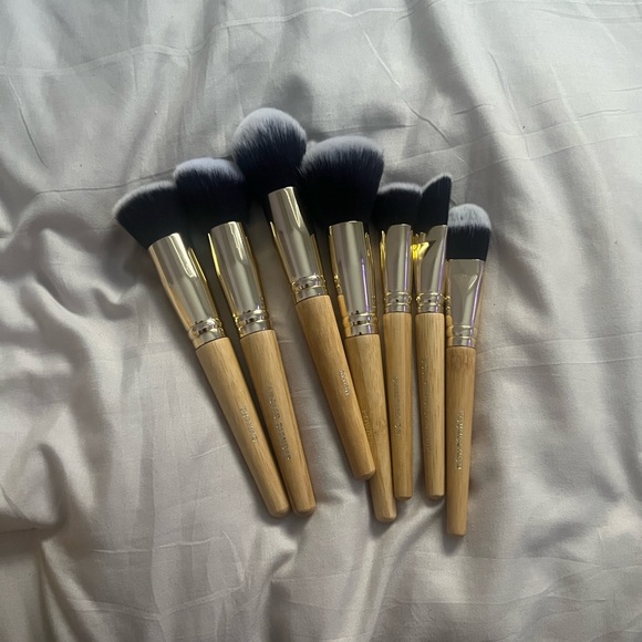Makeup brush set